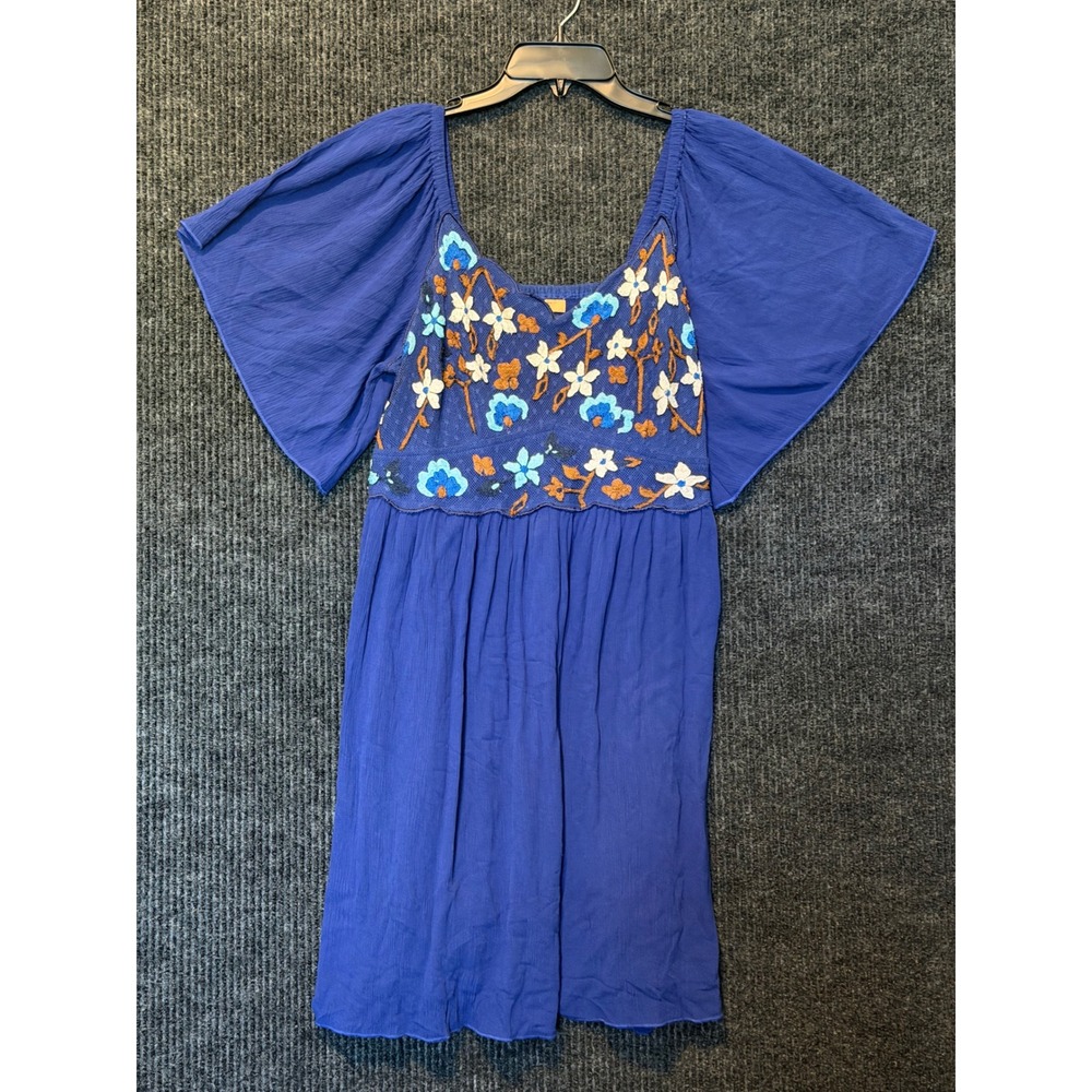 Shyanne‎ Medium Blue Embroidered Boho Mini Dress Flutter Sleeve Boho Babydoll